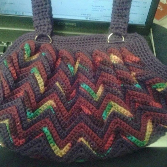 Chevron crochet bag of your color choice - Picture 13 of 13
